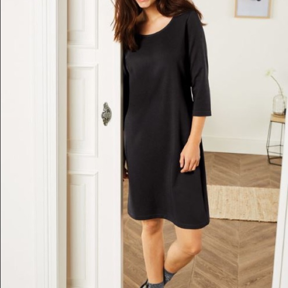 Brand New German brand Esmara casual black dress
